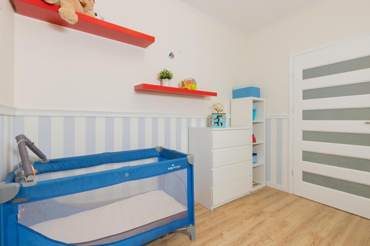Family Apartament Mysliwska By Renters Apartment Gdansk Exterior photo